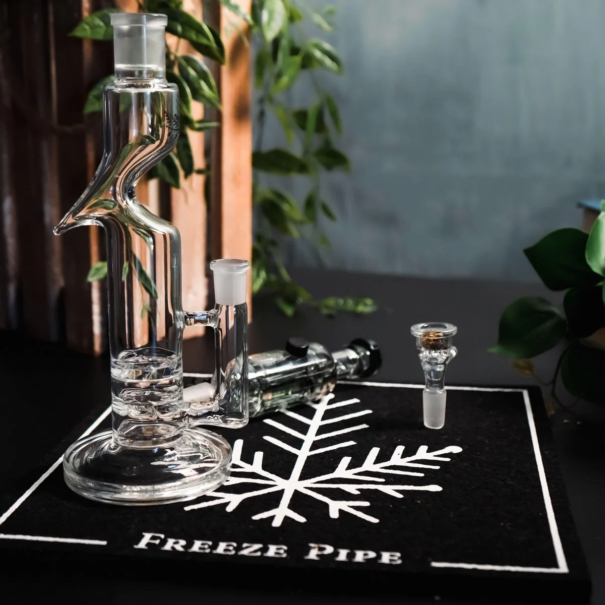 Freeze Pipe Tornado Bong - Image 5