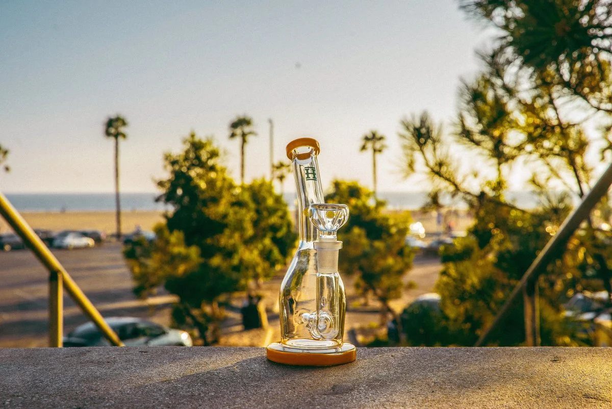 Whistler Bent-Neck Bong - 6.5" - Image 15