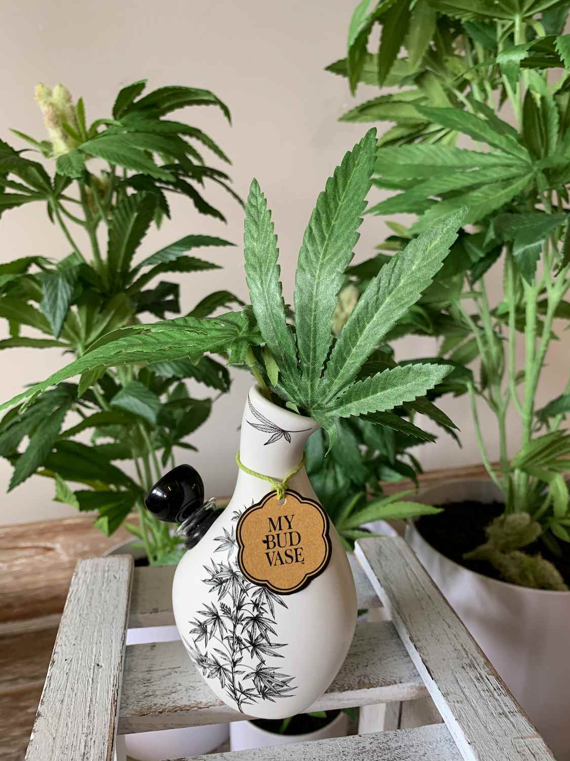 Love Bud Vase Bong - Image 5