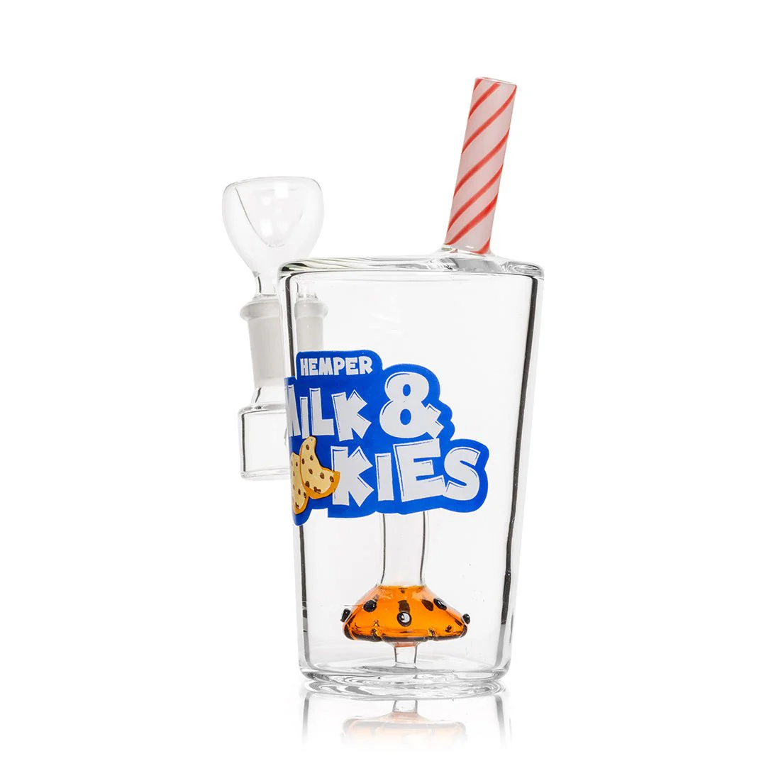 Milk and Cookies Bong - Image 7
