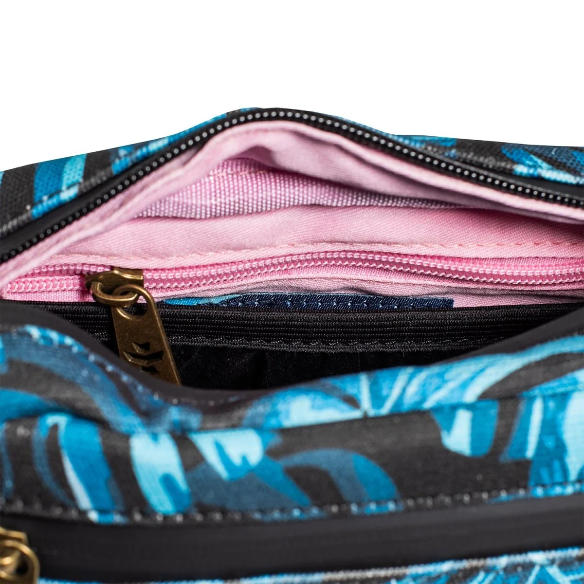 The Companion - Smell Proof Crossbody Bag - Image 4