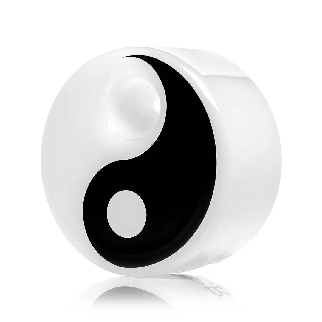 Zen Yin-Yang Hand Pipe - Image 3
