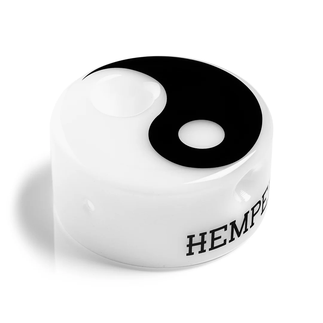 Zen Yin-Yang Hand Pipe - Image 7
